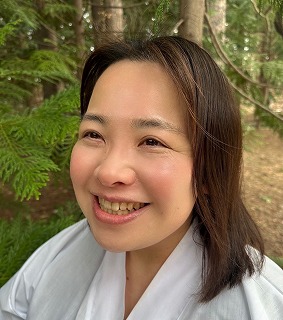 絢耶子